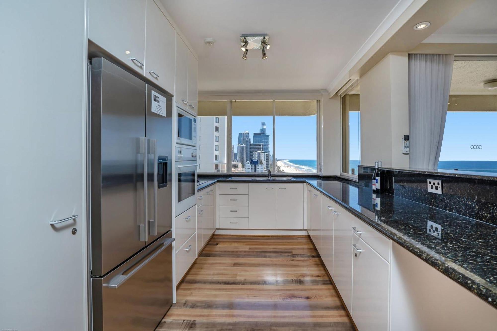 Dorchester On The Beach Gold Coast Eksteriør bilde